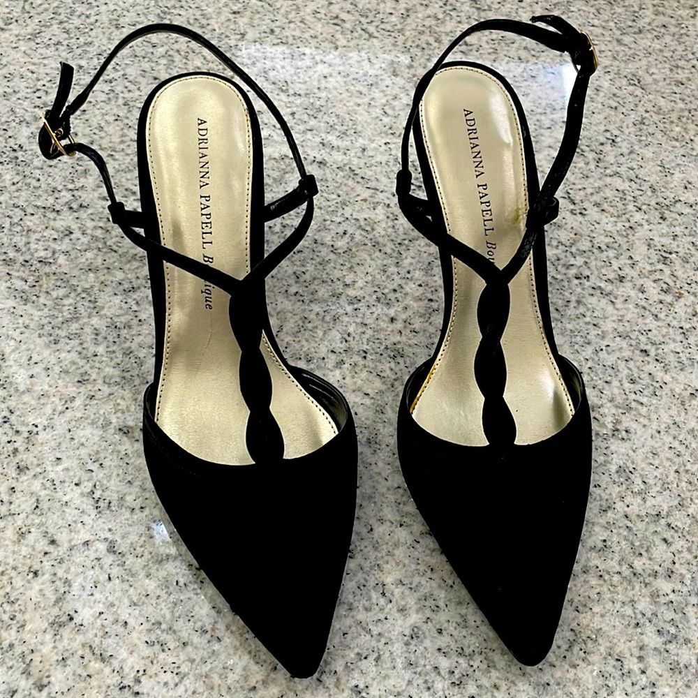 Adrianna Pappell Boutique “ Hannah” T-Strap Black Velvet Dress Heels, Size 9M